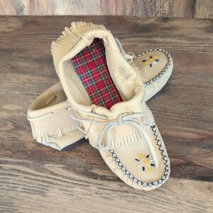 Laurentian Chief Beaded Moose Hide Canadian Handmade Moccasins 9 XX